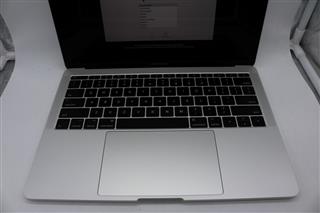 APPLE MACBOOK PRO A1708 - 16GB RAM - 256GB HD - 2017 - OS MOJAVE